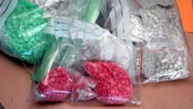 صورة الدار البيضاء.. توقيف شخصين متلبسين بحيازة كمية مهمة من الأقراص الطبية المخدرة