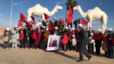 صورة عدة جمعيات تنطلق في رحلة من أكادير صوب معبر الكركرات الحدودي جنوب المغرب
