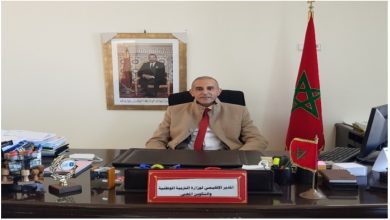 صورة المدير الإقليمي لمديرية سيدي إفني يتحدث بشأن المعايير والشروط الجديدة المرتبطة بعملية توظيف أطر الأكاديمية الجهوية