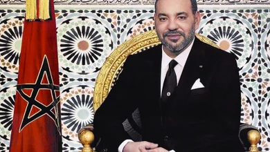 صورة جلالة الملك محمد السادس يهنئ أوزين بمناسبة انتخابه أمينًا عاما للحركة الشعبية